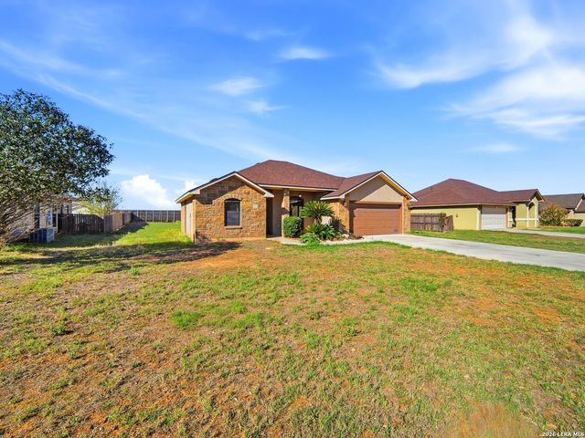 1924 Vista View, Pleasanton, TX 78064