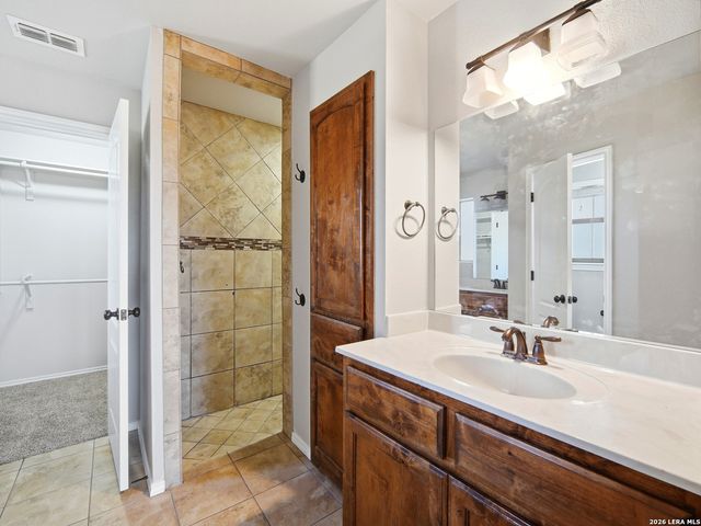 1924 Vista View, Pleasanton, TX 78064