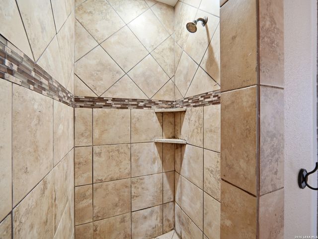 1924 Vista View, Pleasanton, TX 78064