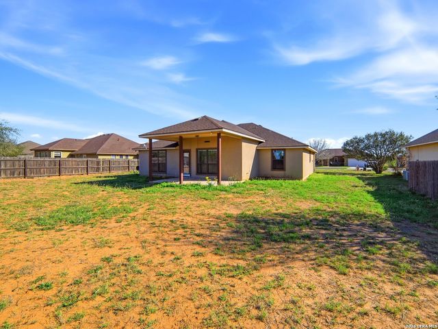 1924 Vista View, Pleasanton, TX 78064