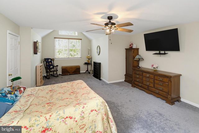 824 WELCOME HOUSE RD, Perkasie, PA 18944
