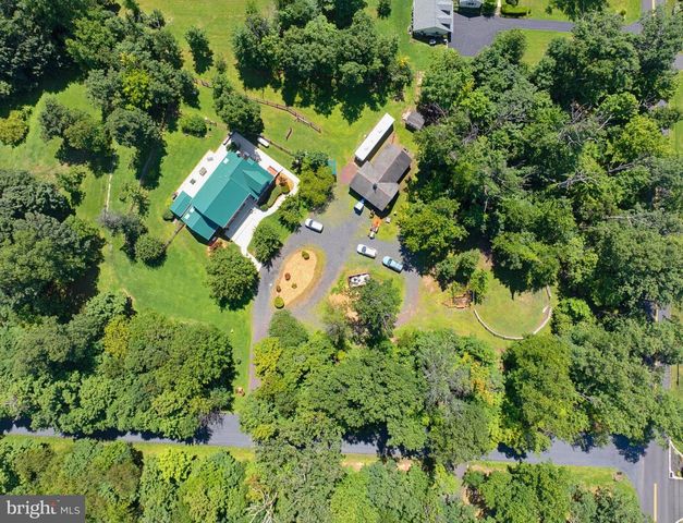 824 WELCOME HOUSE RD, Perkasie, PA 18944