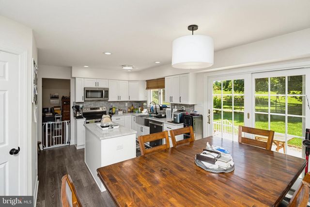 824 WELCOME HOUSE RD, Perkasie, PA 18944