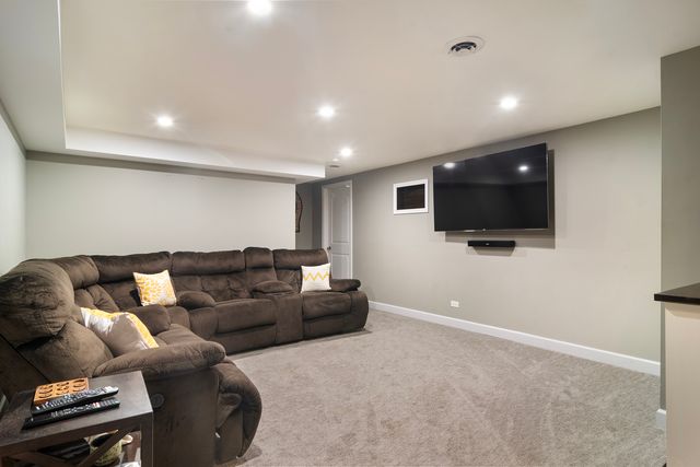 1191 Hummingbird Lane, Grayslake, IL 60030