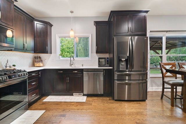 1191 Hummingbird Lane, Grayslake, IL 60030