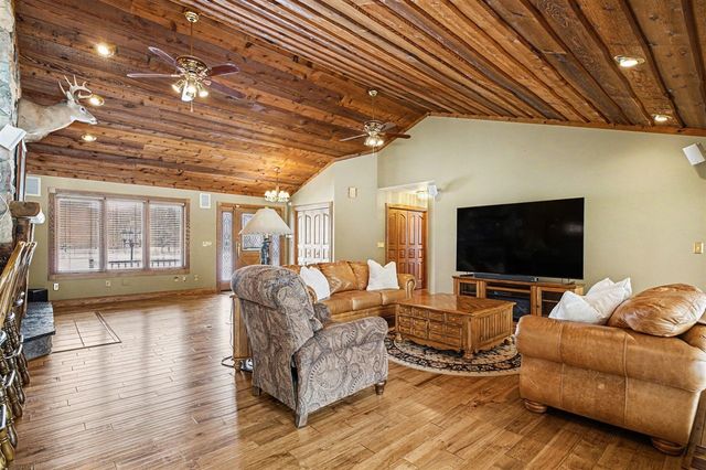 65650 Dailey Road, Edwardsburg, MI 49112