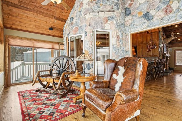 65650 Dailey Road, Edwardsburg, MI 49112