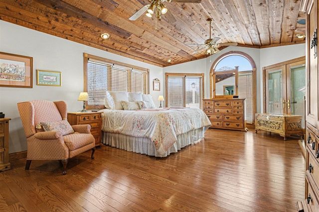 65650 Dailey Road, Edwardsburg, MI 49112