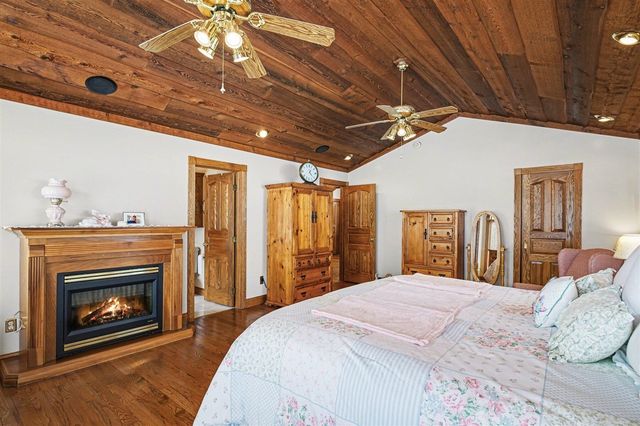 65650 Dailey Road, Edwardsburg, MI 49112