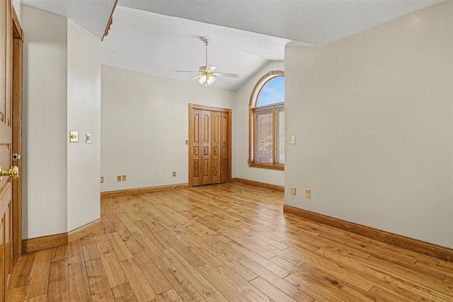 65650 Dailey Road, Edwardsburg, MI 49112