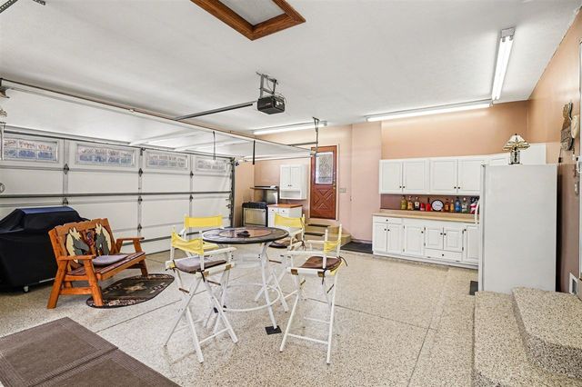 65650 Dailey Road, Edwardsburg, MI 49112