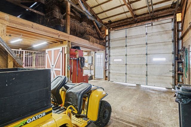 65650 Dailey Road, Edwardsburg, MI 49112