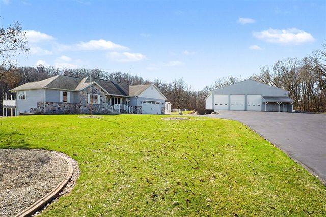 65650 Dailey Road, Edwardsburg, MI 49112