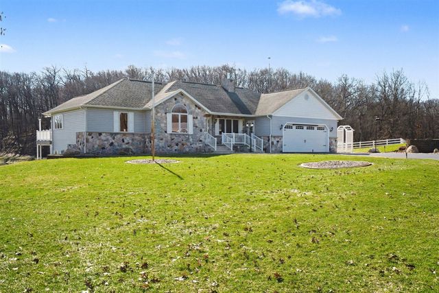 65650 Dailey Road, Edwardsburg, MI 49112