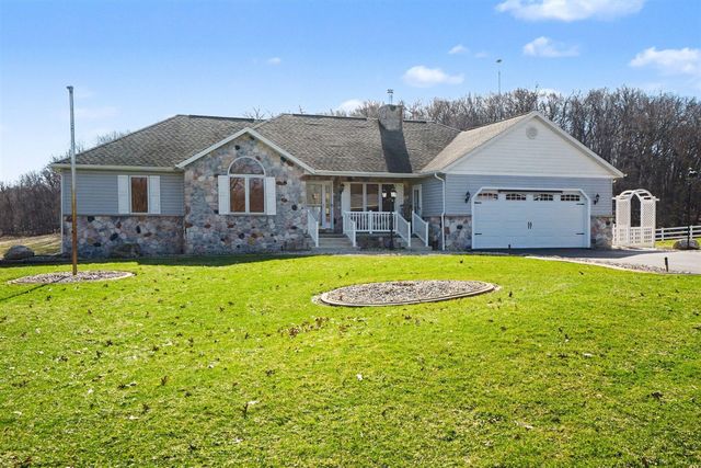 65650 Dailey Road, Edwardsburg, MI 49112