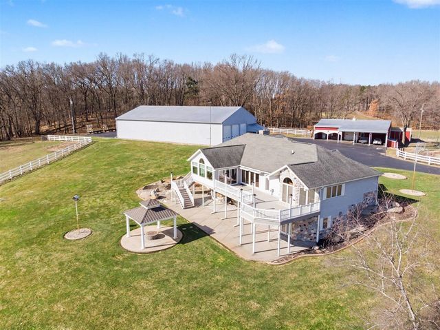 65650 Dailey Road, Edwardsburg, MI 49112