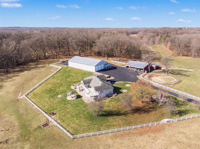 65650 Dailey Road, Edwardsburg, MI 49112