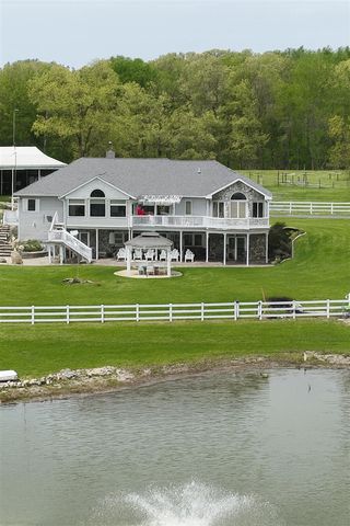 65650 Dailey Road, Edwardsburg, MI 49112