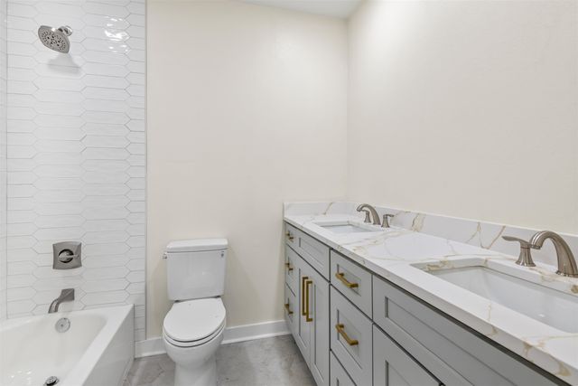 210 Lynnwood Dr, Houma, LA 70360