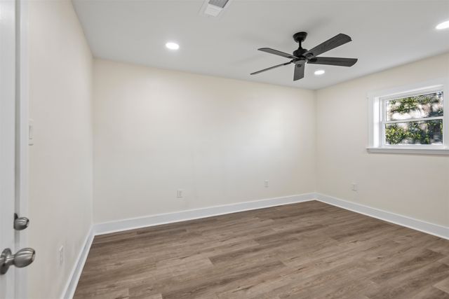 210 Lynnwood Dr, Houma, LA 70360