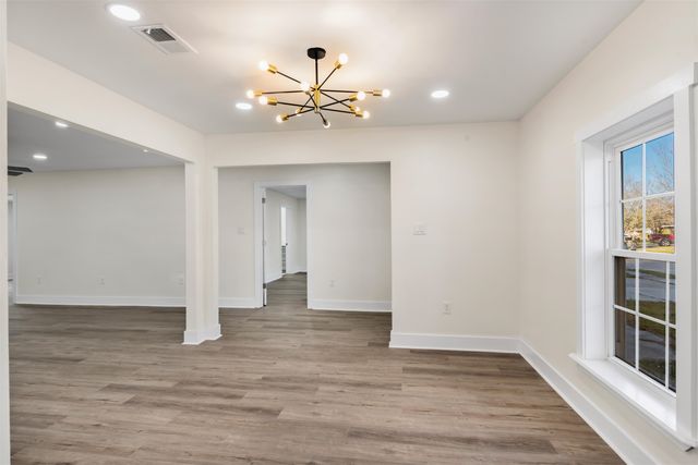 210 Lynnwood Dr, Houma, LA 70360