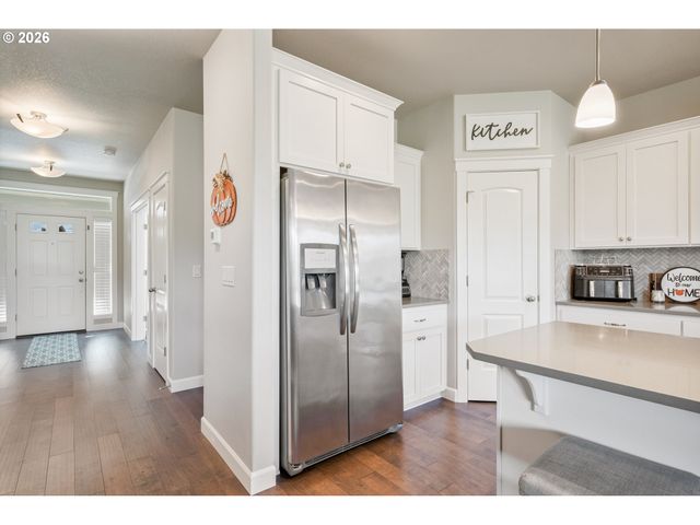 3400 N 10TH St, Ridgefield, WA 98642