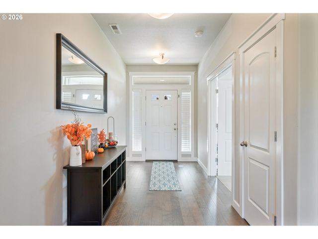3400 N 10TH St, Ridgefield, WA 98642