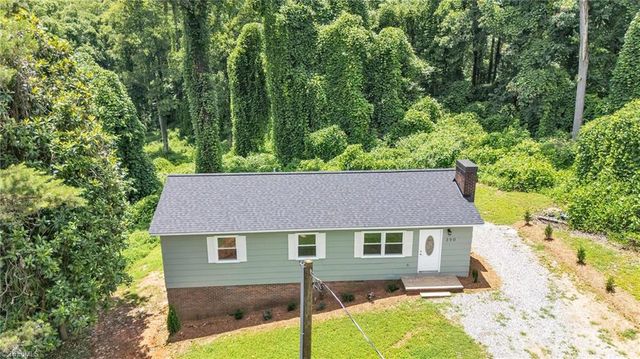 390 Hilltop Acres Street, North Wilkesboro, NC 28659
