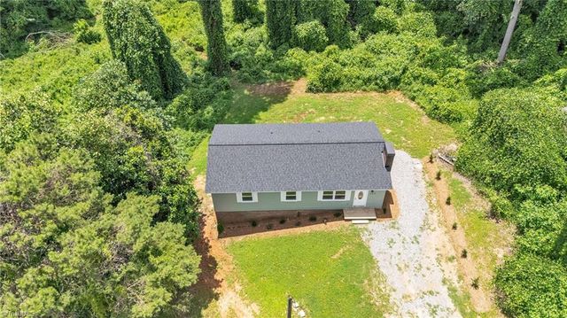 390 Hilltop Acres Street, North Wilkesboro, NC 28659