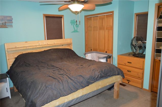 1102 D Avenue, Vinton, IA 52349