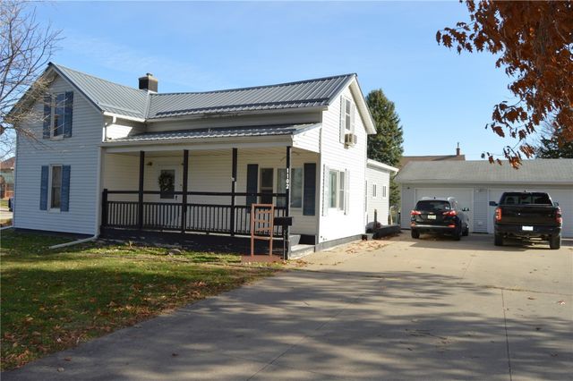 1102 D Avenue, Vinton, IA 52349