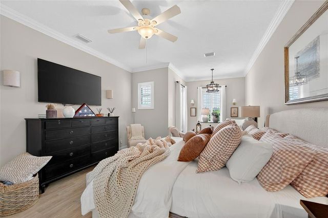 210 LATITUDE PLACE, Apollo Beach, FL 33572