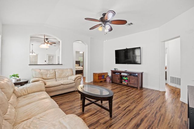 412 Old Peak RD, Georgetown, TX 78626