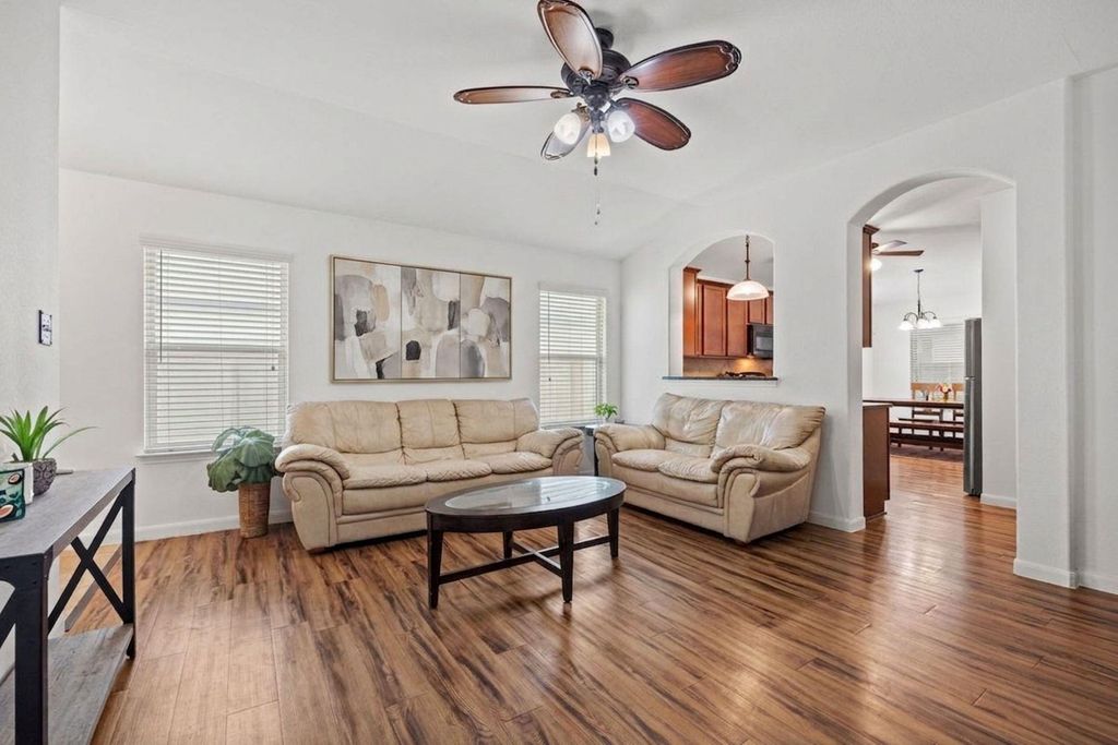 412 Old Peak RD, Georgetown, TX 78626