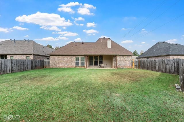 513 Dogwood South Lane, Haughton, LA 71037