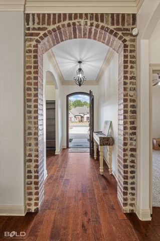 513 Dogwood South Lane, Haughton, LA 71037