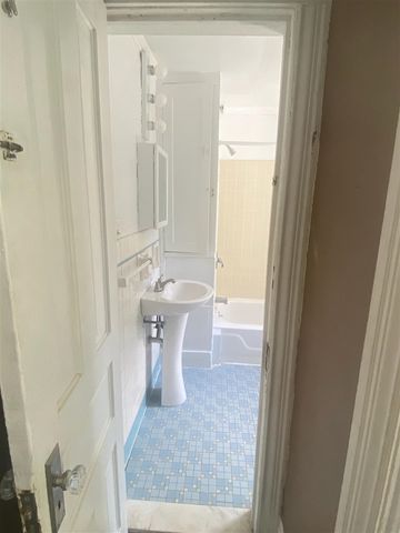 611 Emmet Street, Ypsilanti, MI 48197