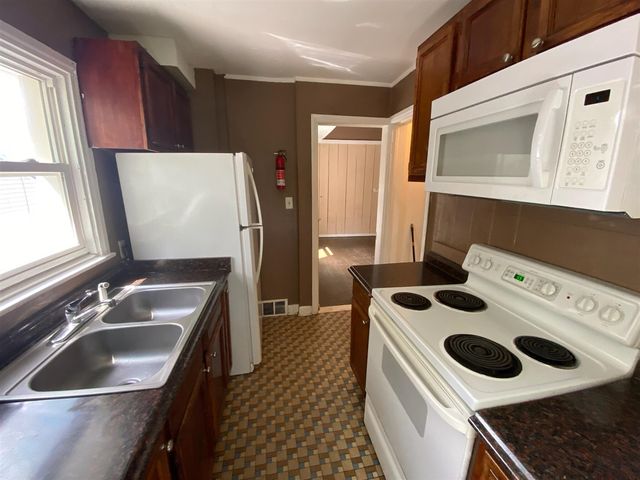 611 Emmet Street, Ypsilanti, MI 48197