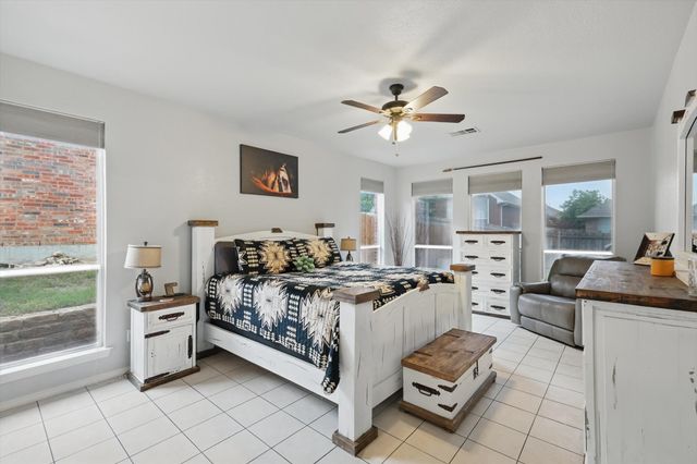 4840 Valley Springs Trail, Fort Worth, TX 76244