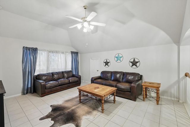4840 Valley Springs Trail, Fort Worth, TX 76244