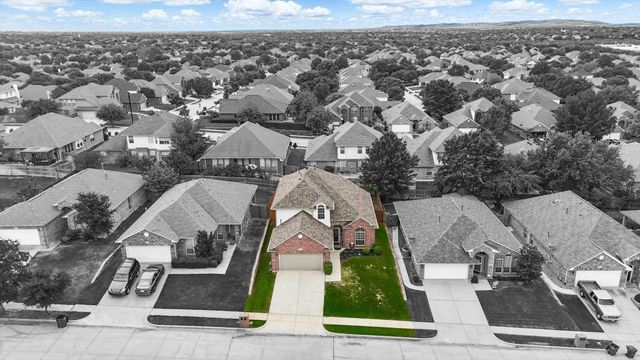 4840 Valley Springs Trail, Fort Worth, TX 76244