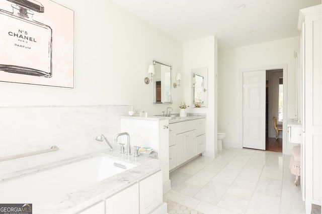 2525 Peachtree Road NE 25, Atlanta, GA 30305