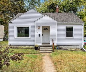 124 Spring Street, Battle Creek, MI 49037
