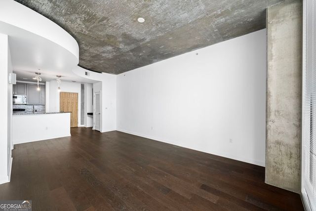 400 W Peachtree Street NW 1702, Atlanta, GA 30308