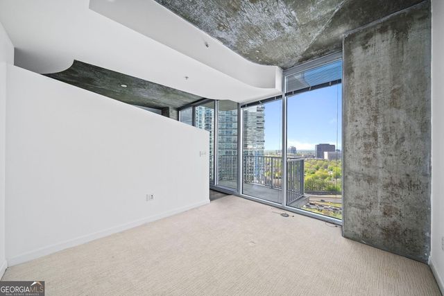 400 W Peachtree Street NW 1702, Atlanta, GA 30308