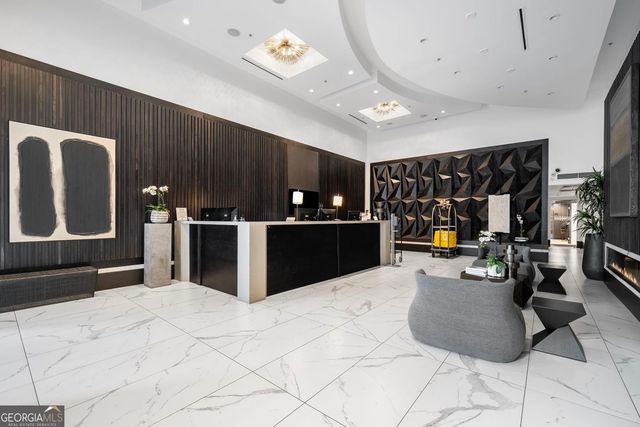 400 W Peachtree Street NW 1702, Atlanta, GA 30308
