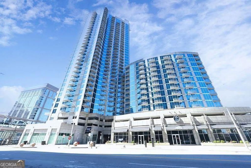 400 W Peachtree Street NW 1702, Atlanta, GA 30308