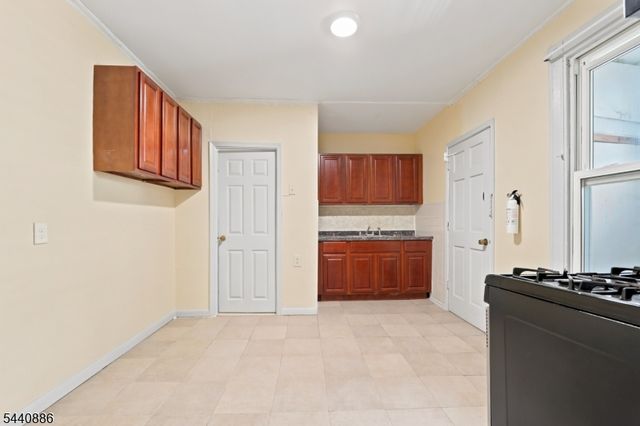 604 Forest St, City Of Orange Twp., NJ 07050