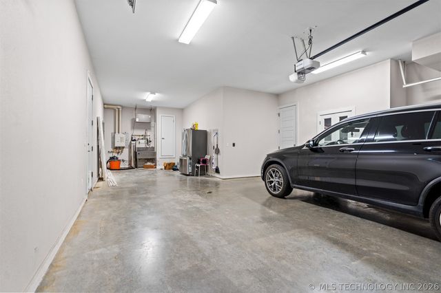 1706 Warwick Circle, Ardmore, OK 73401