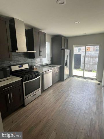 2028 E FIRTH ST, Philadelphia, PA 19125